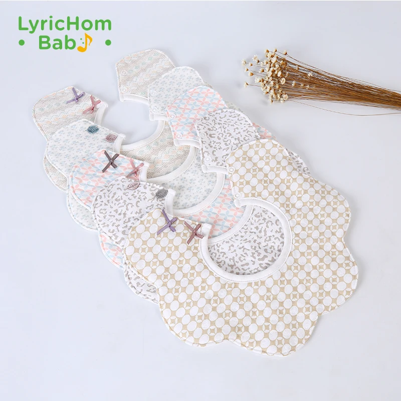 

LyricHom Baby Newborn Feeding Baby Bib Cartoon Infant Saliva Towel Bibs for Children Soft and Easy to Roll Baby Bibs Muslin