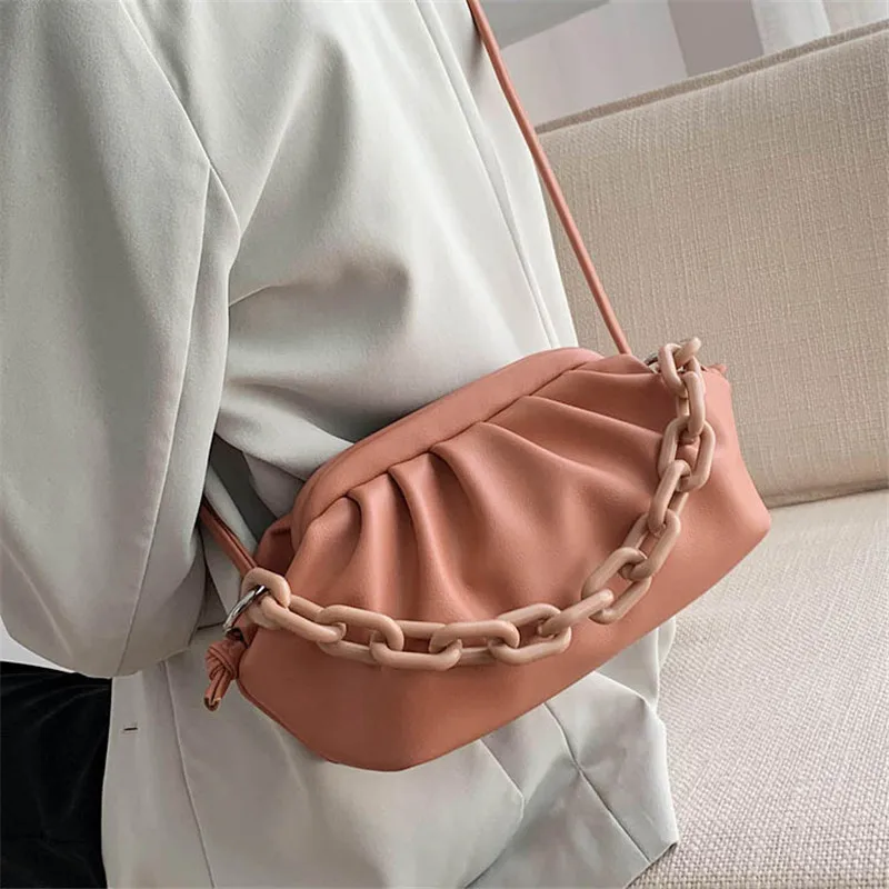 2022 Retro Women Dumplings Messenger Bag Designer Chain New Fashion Cloud Female Crossbody Shoulder Bag Tide Handbag Clutch Bag