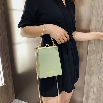 

Chain small handbag ins messenger bag clip bag summer box bag 2020 Korean version small bag female bag shoulder
