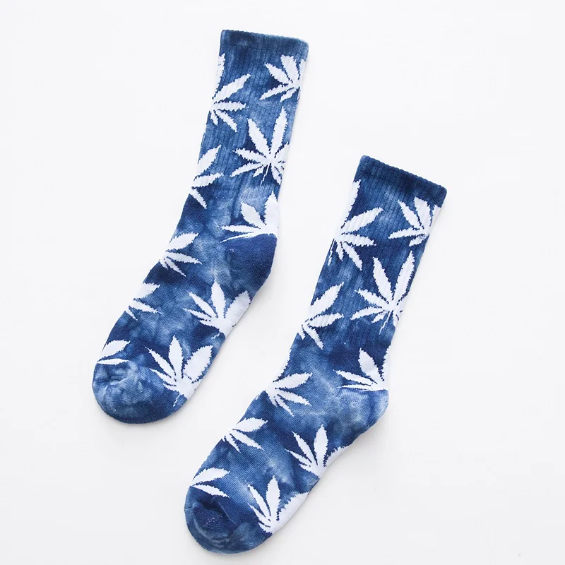 Tie-dyed blue Модные носки с кленовыми листьями, носки для мужчин и женщин, хлопковые спортивные носки для скейтборда в стиле хип-хоп - Цвет: Tie-dyed blue
