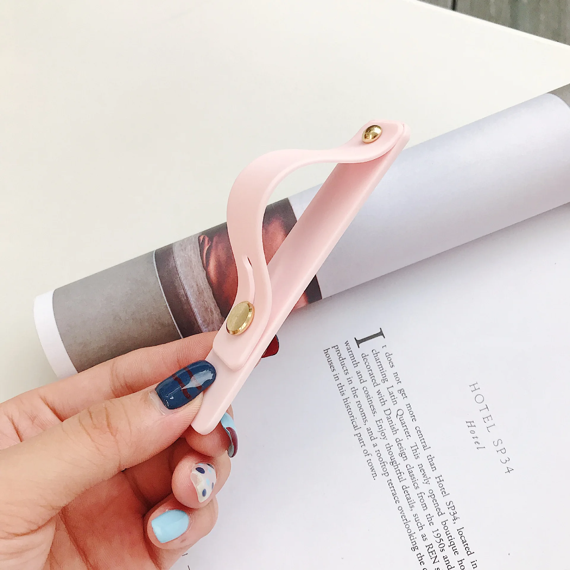 Light Pink Простой цветной наручный ремешок держатель для мобильного телефона Подставка Push Pull универсальная телефонная розетка Держатель для Iphone x xr 7 - Цвет: Light Pink