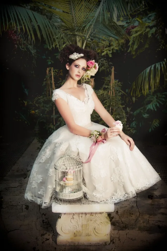 Винтажные 2018 Бесплатная доставка vestido de noiva романтические до середины икры белый