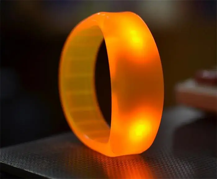 Voice Control Music Activated Led Flashing Bracelet Light Up Bangle Wristband Night Club Activity Party Bar Disco Cheer Props