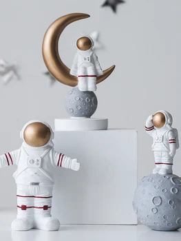 

Gift Astronaut Goods Furniture Display Home Furnishing Ornaments Modern Concise Statue Sculpture Industrial Decor Resin Office