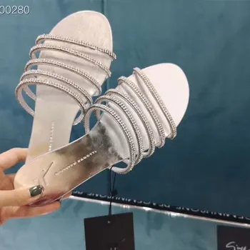 

Web celebrity same flat sandals summer new beach shoes diamond blingbling party sexy women's shoes stylish flat shoes silver