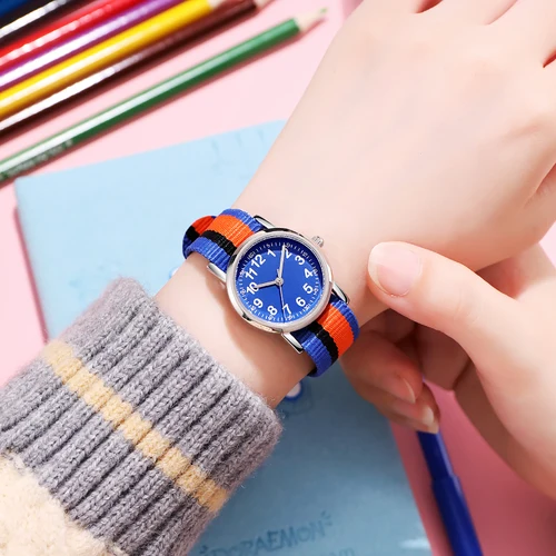 읽기 쉬운 어린이 시계 슬립 스루 패브릭 스트랩, 일본 무브먼트 실버 톤 케이스 28MM 4