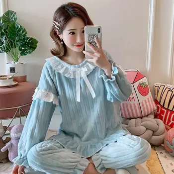

Women's Pajamas Fashion Round Neck Long Sleeve Lace Petal Flannel Casual Pajamas Set 2/piece Dropshipping