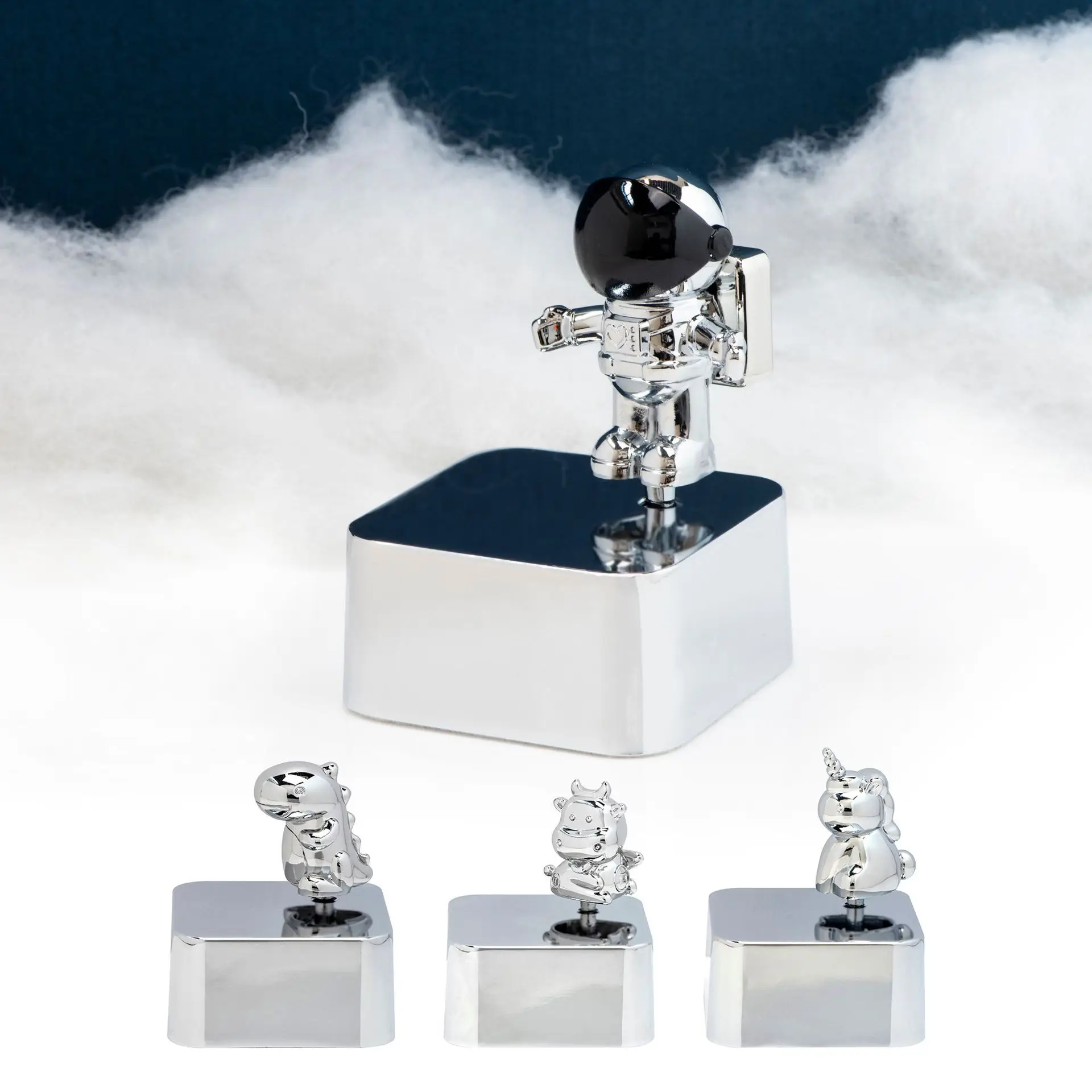 

european decor Healing small dinosaur astronaut alloy music box figurine ornaments interesting home modern accessories