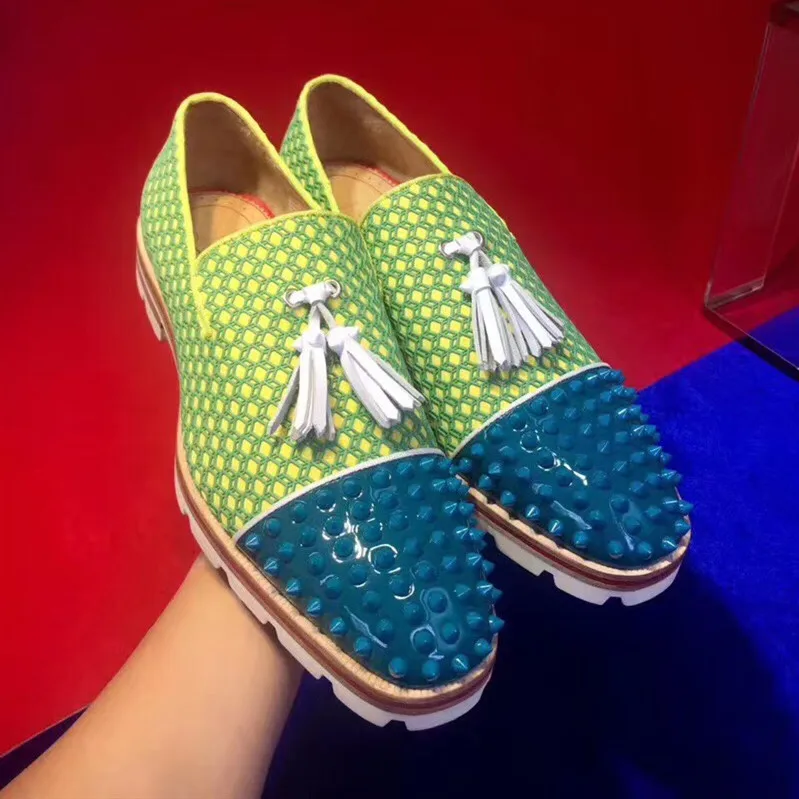 

Color Patching Round Toe Rivet Tire Bottom Men Patent Leather Casual Shoes Luxury Brand Red Bottom Slip on Mesh Stitching Flats