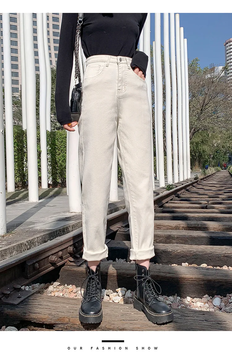 white jeans ankle length