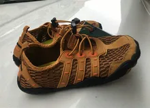 Zapatos acuáticos antideslizantes para hombre, zapatillas transpirables de secado rápido, elásticas, para Trekking y escalada en la playa