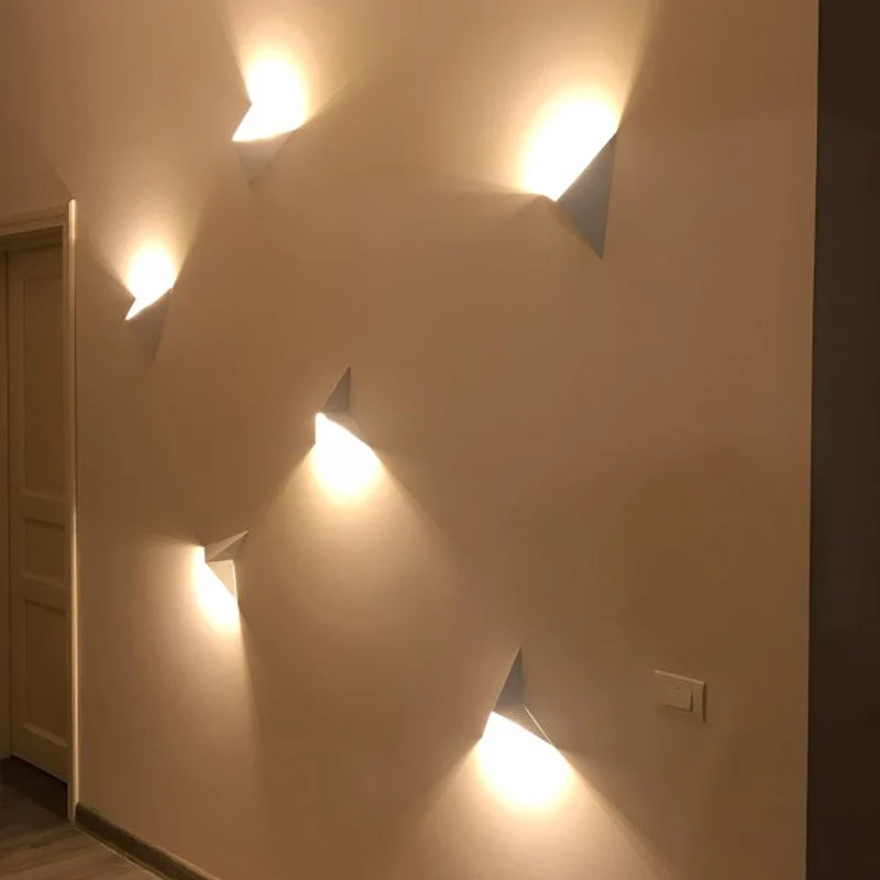 Modern minimalist triangle shape LED Wall Lamps Nordic style Indoor Wall Lamps Living Room Lights 3W AC85-265V Simple Lighting