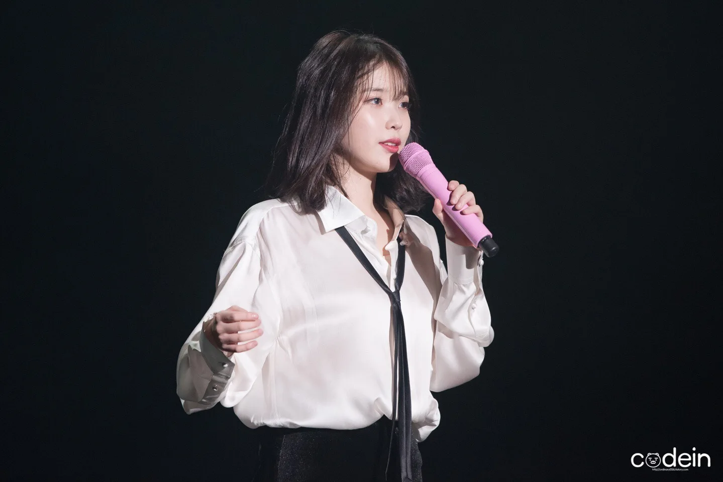 Kpop IU Lee Ji Eun с той же шелковой рубашкой цвета красного вина, Женская Весенняя новая Корейская Свободная шифоновая рубашка для студентов, милые топы