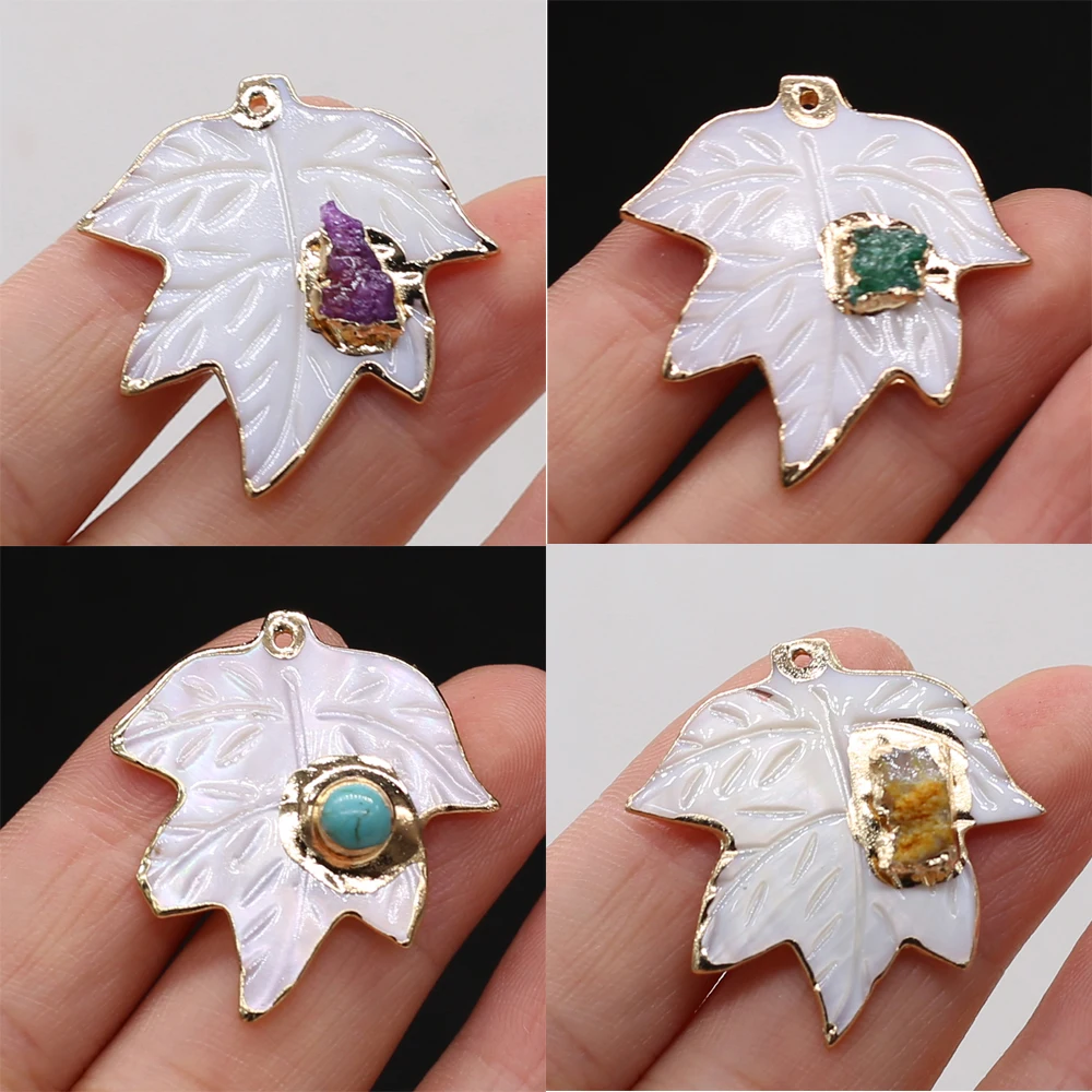 Подвеска из натуральной белой ракушки резной лист перламутр бирюзы кристалл