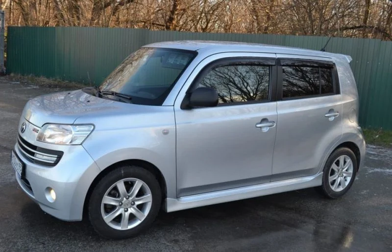 Toyota bB c 2005G. V. |
