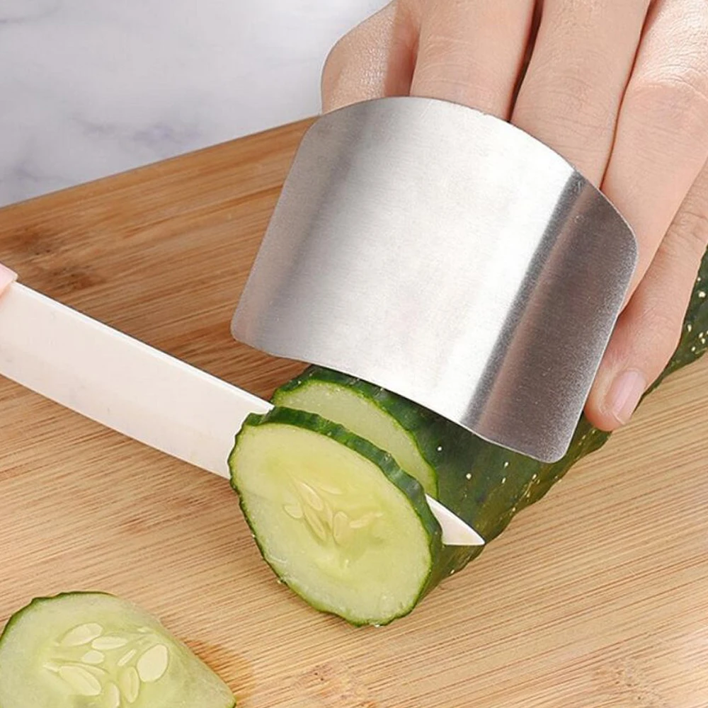 

Stainless Steel Fingertip Slicing and Cutting Protector to Avoid Practical Kitchen Tool Gadgets Home Kicthen Accessories