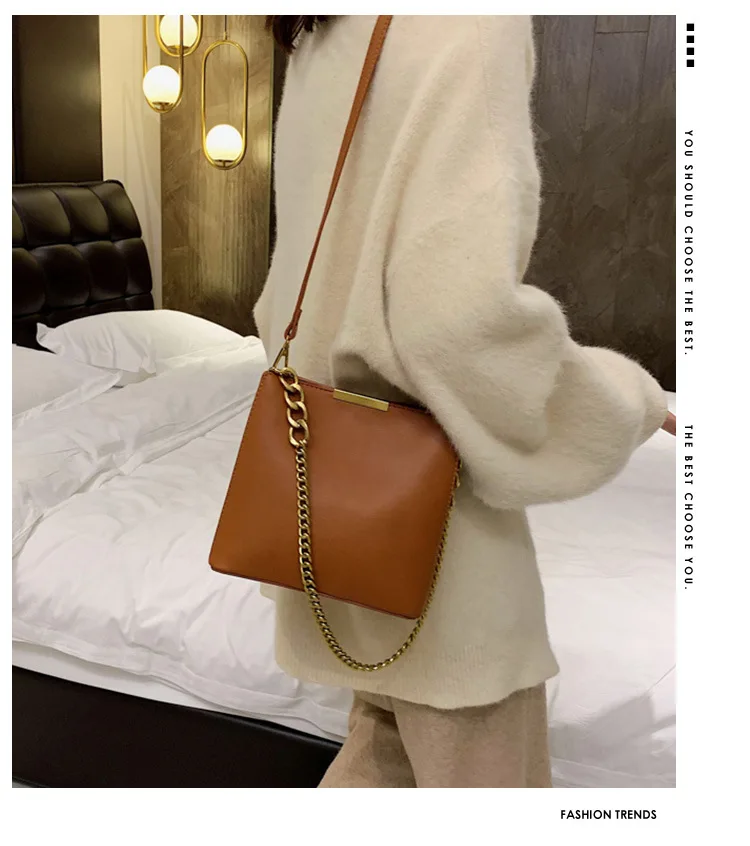 12250306935_2051307013