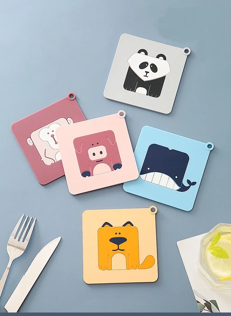 

PVC Table Mats Coasters Hot Pad Round Table Mat Stand for Mugs Anti Slip Drink Insulated Placemats Kitchen Cute Animals