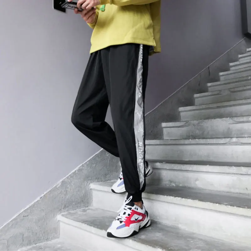 Liketkit, новинка, летние штаны для бега, мужские,, мужские, с боковой полосой, светоотражающие этикетки, шаровары, спортивные штаны для мужчин, хип-хоп, Homme, спортивные штаны, INS