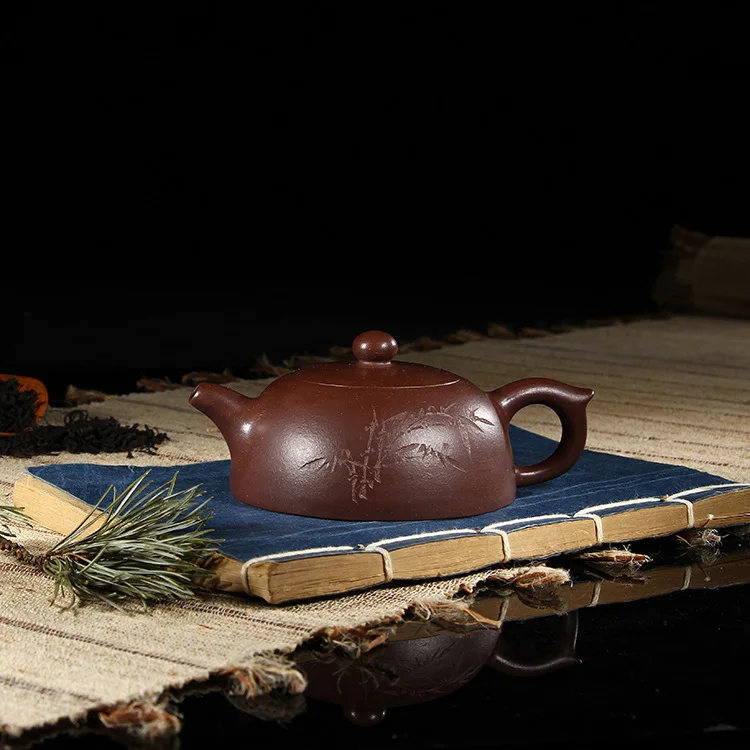 

Yixing time tea wholesale sketch half pot of 140 ml carved bamboo undressed ore handmade purple clay