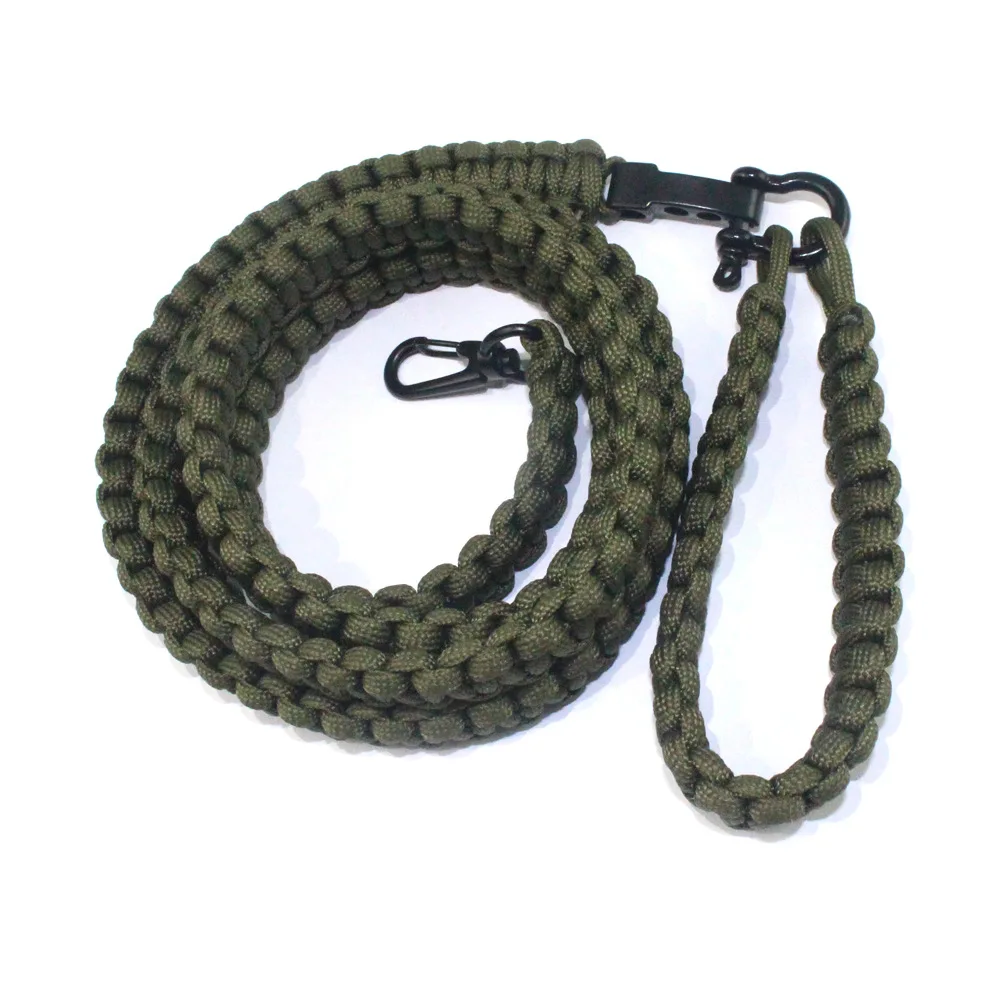 

Hot Selling Outdoor Pet Supplies Hand Holding Rope Nylon Square Knot Umbrella Rope Weaving in Canine Dog Leash Leash Gravity