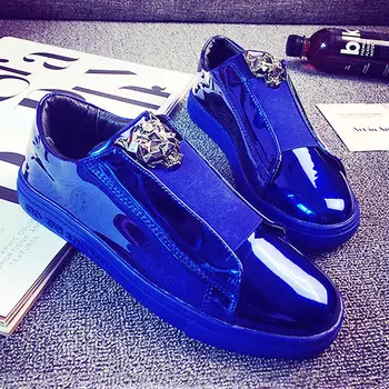 

new fashion Men Shoes Casual Flat Glossy Leather Male Sneakers Skateboard lovers outdoor Travel shoes Zapatillas Hombre