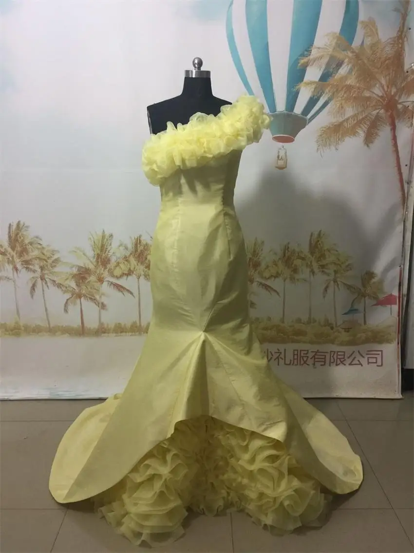 Желтые Вечерние платья Robe de Soiree Выпускные платья на одно плечо, без рукавов вечернее платье с оборками