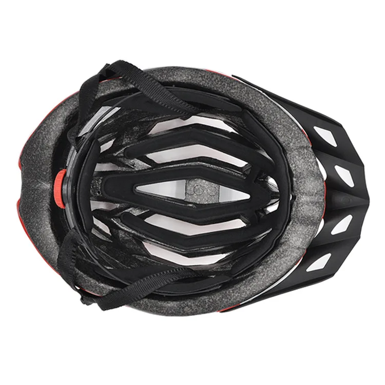 Manufacturers wholesale foreign trade with light bicycle helmet CE certification road bike helmet can be customized