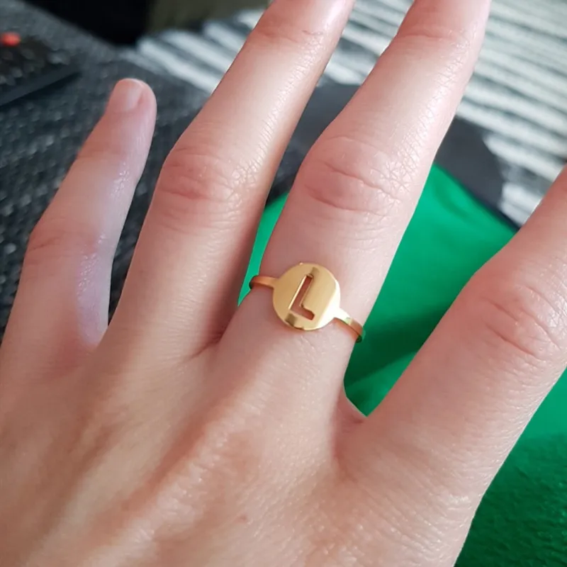 Персональная буква кольцо для женщин из нержавеющей стали персонализированные A-Z маленькие кольца с буквами простые крошечные Пользовательские золотые начальный Алфавит кольцо
