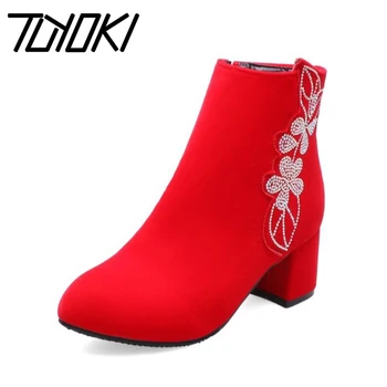 

Tuyoki Size 31-43 Women Short Boots Fashion Zipper Flower Crystal Shoes Women Warm Fur Thick Heels Casual And Wedding Footwear