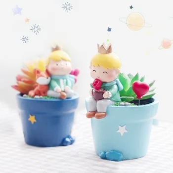 

Resin Succulent Planter Small Ornament Cute Prince Pots Resin Little Boy Flowerpot Bonsai Garden Home Decor Plant Pots