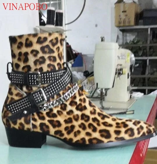 as the picture Vinapobo/ г. Модные мужские ботинки с серебряными цепочками ботильоны с леопардовым принтом мужские мотоциклетные ботинки вечерние блестящие туфли на каблуке 5 см - Цвет: as the picture