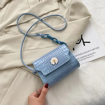 

Fashion Luxury Solid Color Mini Textured Small Bag Female New Versitile Fashion INS Chain Shoulder Square Sling Bags For Women