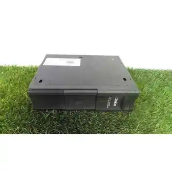 

1572146 Audio system/Radius Cd Peugeot 407