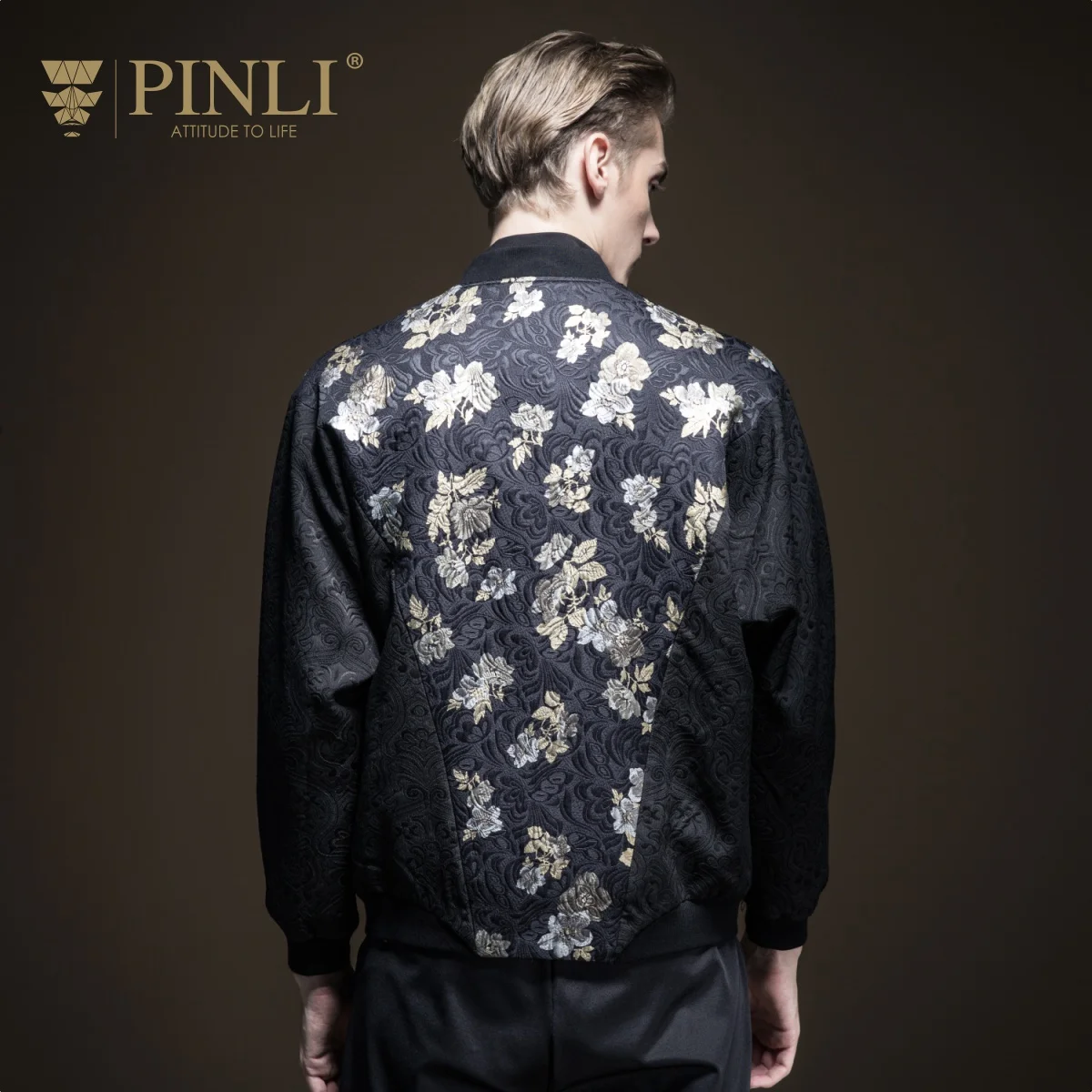 Militar Liner No Slim Rushed Pinli продукт, сделанный осенью года, мужской стиль, сплайсинг, жаккардовый жакет, пальто B193404237