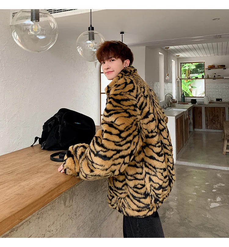 Winter Men Trend Animal Fur Tiger Pattern Fur Clothing Cotton-padded Clothes Thick Quilted Warm Leopord Pattern Coat