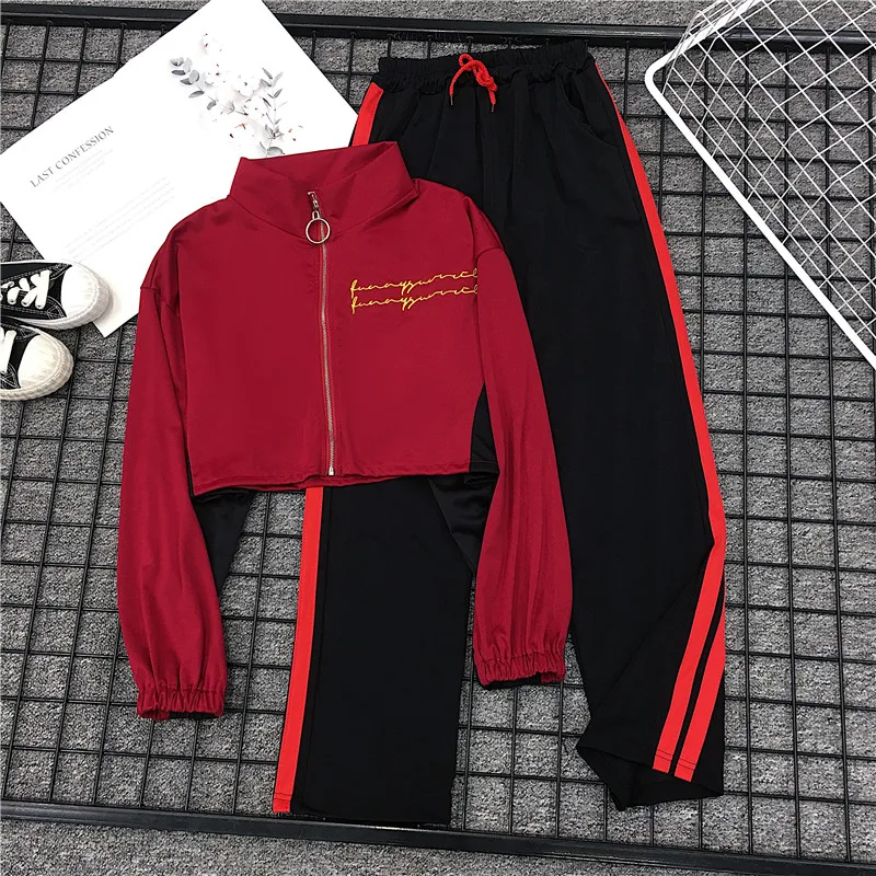 

Mooirue Plus Size Women Tracksuit Vintage Streetwer Letter Printed Tirtleneck Short Tops High Waist Striped Pants 2 Piece Sets