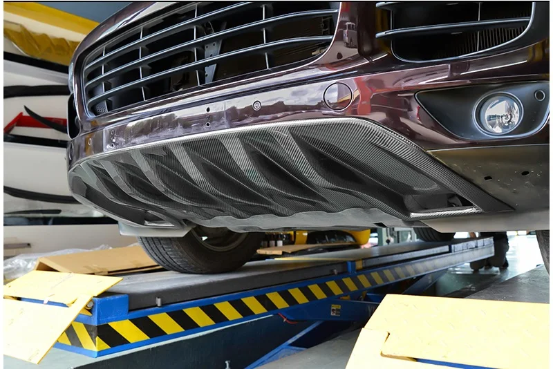 4-100% Real carbon fiber，Free Shipping Carbon Fiber Front and Rear Car Bumper Guard for Porsche Cayenne 2015-2017