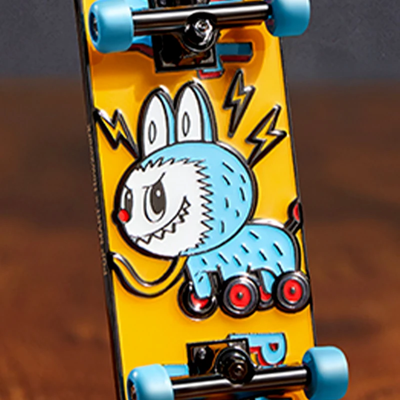 POP MART THE MONSTERS TOYS スケートボード POP MART The Monsters Toys Series - Finger Skateboard Labubu