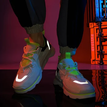 

Reflective Mens Shoes Breathable Mesh Sneakers Man Hip Hop Streetwear Fluorescent Shoes Men Fashion Outdoor Running Sports Shoes