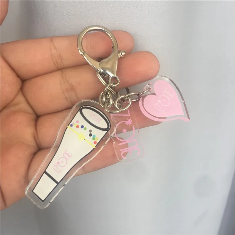 

KPOP IZONE Acrylic Keychains Key Chains Chain Ring Keyring Pendant Fans Gilfs YG325-1