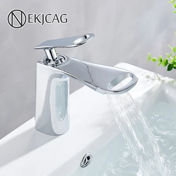 

Chrome Brass Basin Faucet Multi-Colored Paint Basin Sink Faucets Crane For Bathroom Fashionable Deck mount Hot Cold Mixer Taps