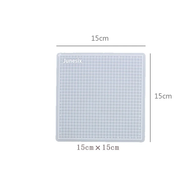 15cm x 15cm