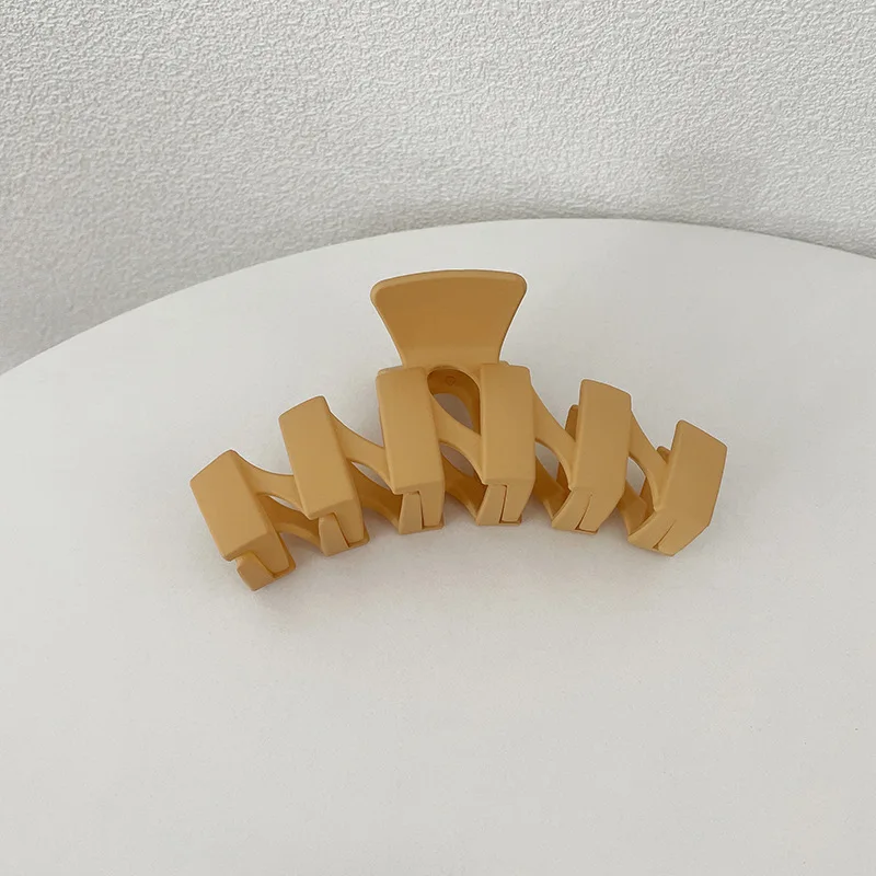 E Korean Hair Claw