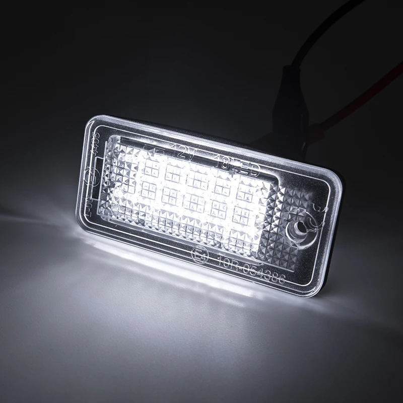 S4 RS4 2x TOP LED SMD Kennzeichenbeleuchtung Audi A4 8E2 8E B6 Limo CB 