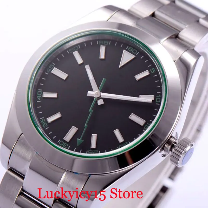 

Simple Nologo Round Polished 40mm Silver 40mm Men's Watch Automatic Movement Black Dial Mental Bracelet Clasp