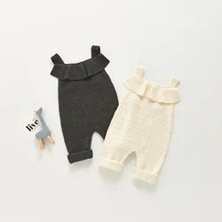Barboteuse en laine et coton tricotée avec bretelles perforées pour bébé fille, nouvelle collection automne 2021 