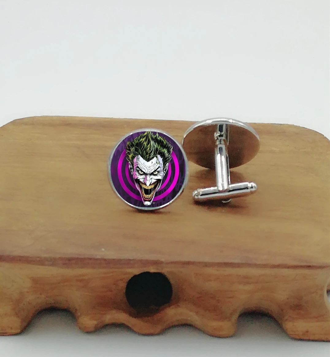 

2019 New Fashion Pop Batman Clown Cufflinks Cufflinks High Quality