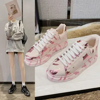 

Korean men's flat shoes for fall 2019 Canvas geometric pattern outdoor non-slip ultralight men's casual shoes sneaker Plus size