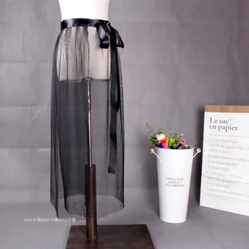

One piece skirt with one layer of gauze and one layer of gauze skirt with transparent single layer gauze skirt